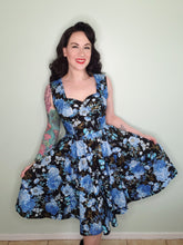 Load image into Gallery viewer, Catherine Dress in White Poinsettia