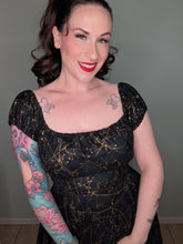 Load image into Gallery viewer, Ora Dress in Green Cosmos