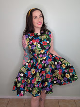 Load image into Gallery viewer, Audrey Mini in Tropical Floral