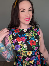 Load image into Gallery viewer, Audrey Mini in Tropical Floral