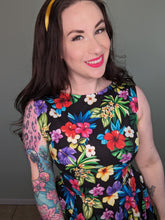 Load image into Gallery viewer, Audrey Mini in Tropical Floral