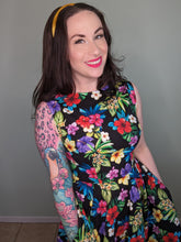 Load image into Gallery viewer, Audrey Mini in Tropical Floral