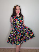 Load image into Gallery viewer, Audrey Mini in Tropical Floral