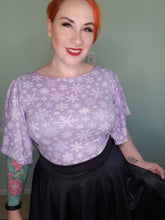 Load image into Gallery viewer, Valencia Top in Lilac Snowflake