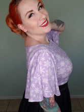 Load image into Gallery viewer, Valencia Top in Lilac Snowflake