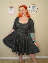 Load image into Gallery viewer, Beverley Dress in Bee Print SALE