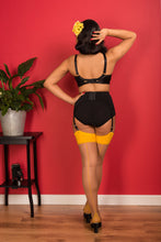 Load image into Gallery viewer, Glamour Seamed Stocking in Nutmeg/Mustard - Vivacious Vixen Apparel