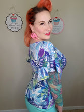 Load image into Gallery viewer, Valencia Top in Tropical Leaves