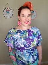 Load image into Gallery viewer, Valencia Top in Tropical Leaves