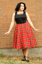 Load image into Gallery viewer, SAMPLE Dee Dee Dress in Plaid
